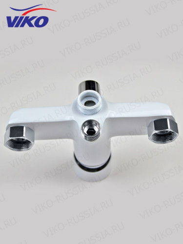 Смеситель VIKO V-4145 для ванны, с кронштейном для душевой лейки, белый/хром