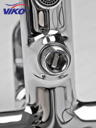Смеситель VIKO V-7302 для ванны