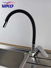 Смеситель VIKO V-4128 для кухни, с гибким ЧЁРНЫМ изливом, Хром